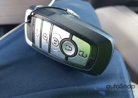 2023 Ford Expedition Limited z USA, uszkodzony, nr VIN 1FMJU1K82PEA53230